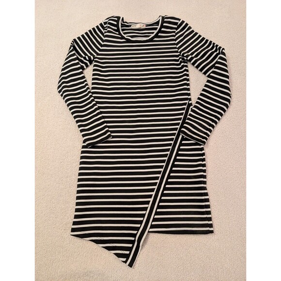 SO RAD Black and White Striped Asymmetrical Hem Long Sleeved Dress Ladies MEDIUM - Picture 1 of 9